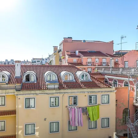 Principe Real Charming Garden View Flat At The Heart Of Lisbon Apartment Exterior photo