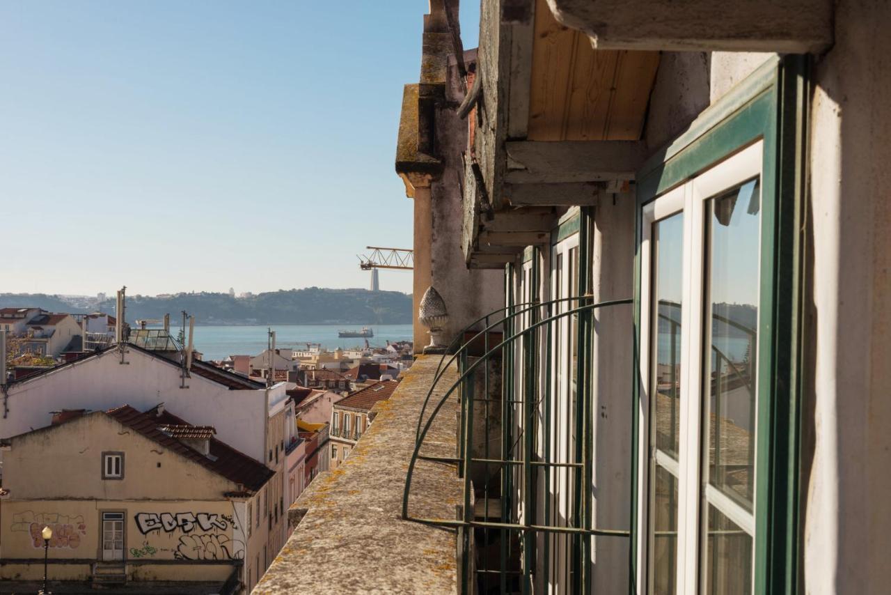 Principe Real Charming Garden View Flat At The Heart Of * Lisbon