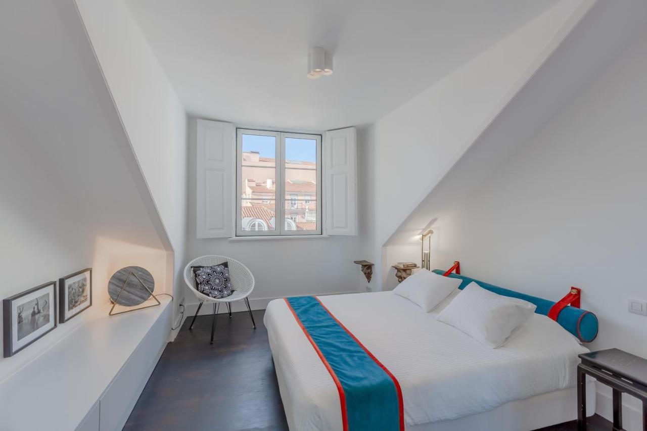 Principe Real Charming Garden View Flat At The Heart Of * Lisbona